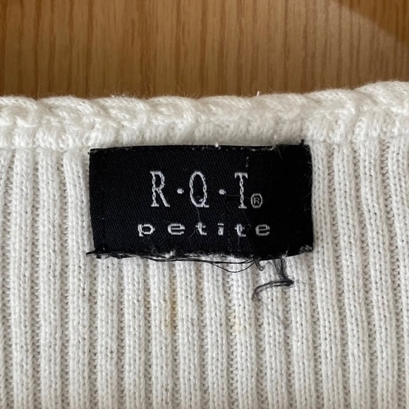 Petite Cardigan - Picture 3 of 6